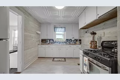 147 E 50 S, Valparaiso, IN 46383 - Photo 22