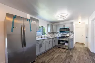 2565 Jackson St, Gary, IN 46407 - Photo 12