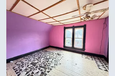 302 E Main Street, Medaryville, IN 47957 - Photo 12