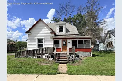302 E Main Street, Medaryville, IN 47957 - Photo 1