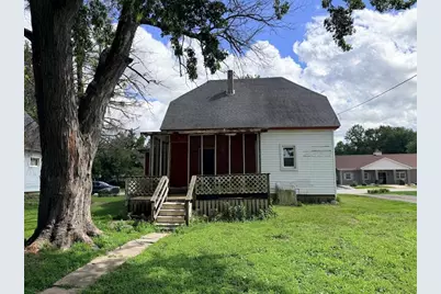 302 E Main Street, Medaryville, IN 47957 - Photo 18