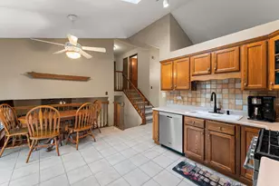 65 Beiriger Dr, Dyer, IN 46311 - Photo 4