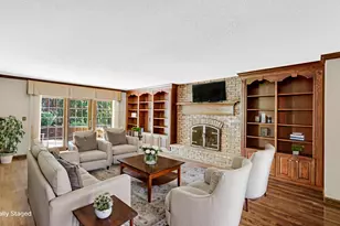 2208 Wynnewood Dr, Valparaiso, IN 46385 - Photo 18