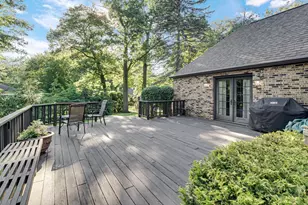 2208 Wynnewood Dr, Valparaiso, IN 46385 - Photo 40