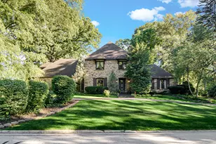 2208 Wynnewood Dr, Valparaiso, IN 46385 - Photo 42