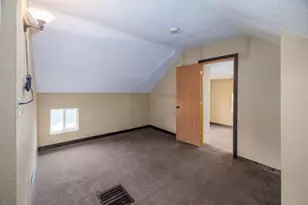 205 W Railroad St, Kentland, IN 47951 - Photo 24