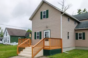 205 W Railroad St, Kentland, IN 47951 - Photo 2