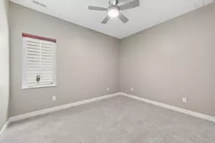 1933 W Woodglen Cir, Valparaiso, IN 46383 - Photo 20
