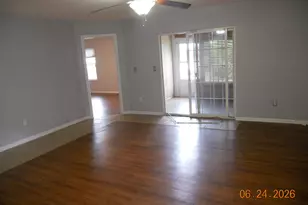10597 Maine Dr, Crown Point, IN 46307 - Photo 6