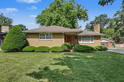 8510 Crestwood Avenue, Munster, IN 46321 - Photo 4