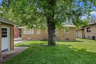 8510 Crestwood Ave, Munster, IN 46321 - Photo 26