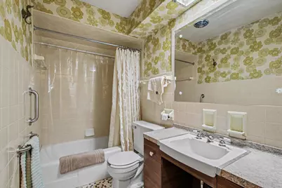 8510 Crestwood Avenue, Munster, IN 46321 - Photo 20