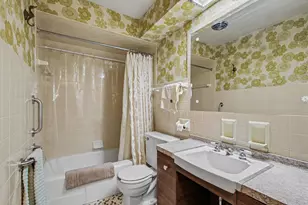 8510 Crestwood Ave, Munster, IN 46321 - Photo 20
