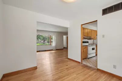8510 Crestwood Avenue, Munster, IN 46321 - Photo 14