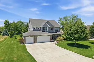 84 Bergamo Ln, Crown Point, IN 46307 - Photo 2