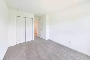 7112 Grant St, Merrillville, IN 46410 - Photo 16