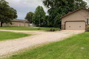 1809 W 900 N, Wheatfield, IN 46392 - Photo 6