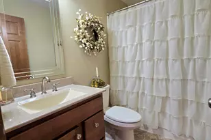 1901 Cheney Dr, Valparaiso, IN 46383 - Photo 18