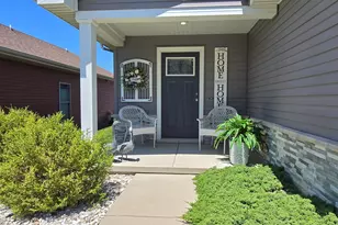 1901 Cheney Dr, Valparaiso, IN 46383 - Photo 2