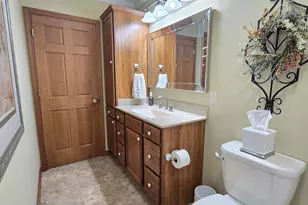 1901 Cheney Dr, Valparaiso, IN 46383 - Photo 16