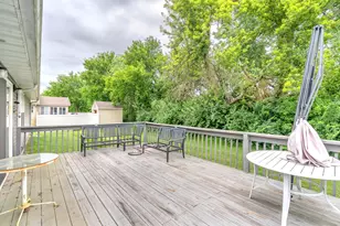 610 19th St SE, Demotte, IN 46310 - Photo 22