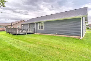 610 19th St SE, Demotte, IN 46310 - Photo 20