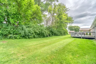 610 19th Street SE, Demotte, IN 46310 - Photo 12