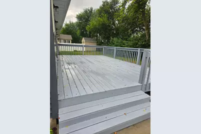 610 19th Street SE, Demotte, IN 46310 - Photo 16