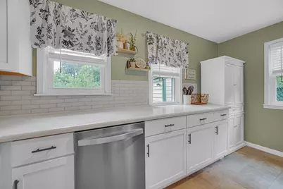 114 Beverly Lane, Hobart, IN 46342 - Photo 6