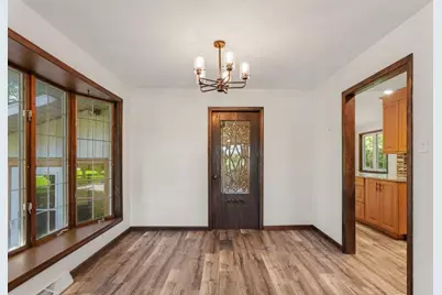 750 N 200 W, Valparaiso, IN 46385 - Photo 8