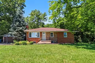 750 N 200 W, Valparaiso, IN 46385 - Photo 1