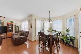 1153 S Delaware St, Hobart, IN 46342 - Photo 8