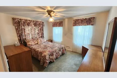 139 Beverly Boulevard, Hobart, IN 46342 - Photo 14