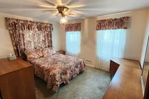 139 Beverly Blvd, Hobart, IN 46342 - Photo 14