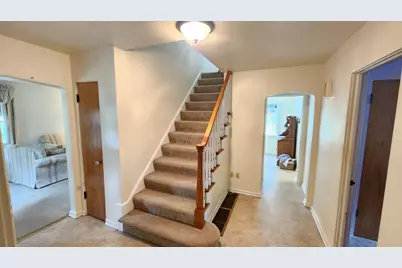 139 Beverly Boulevard, Hobart, IN 46342 - Photo 6