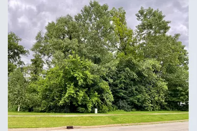 887 Hemingway Trail, Valparaiso, IN 46383 - Photo 2