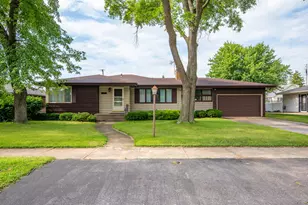 3413 Lincoln St, Highland, IN 46322 - Photo 1