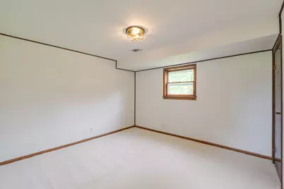243 S 150 E, Valparaiso, IN 46383 - Photo 18