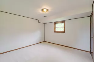 243 S 150 E, Valparaiso, IN 46383 - Photo 18
