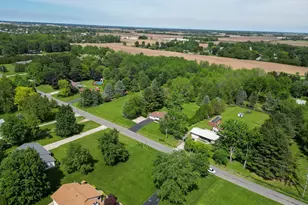 243 S 150 E, Valparaiso, IN 46383 - Photo 32