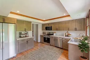 243 S 150 E, Valparaiso, IN 46383 - Photo 8