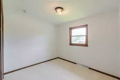 243 S 150 E, Valparaiso, IN 46383 - Photo 28