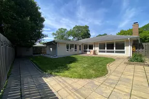 8143 Howard Ave, Munster, IN 46321 - Photo 2