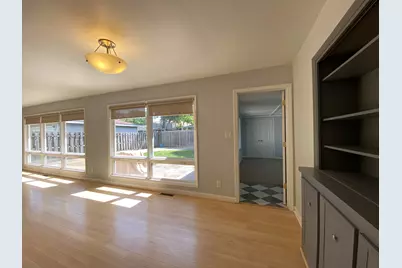 8143 Howard Avenue, Munster, IN 46321 - Photo 4