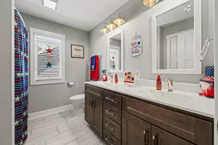 915 Betty Ln, Crown Point, IN 46307 - Photo 24