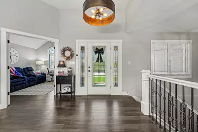 915 Betty Lane, Crown Point, IN 46307 - Photo 4