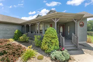 3451 Fairway Dr, Chesterton, IN 46304 - Photo 2