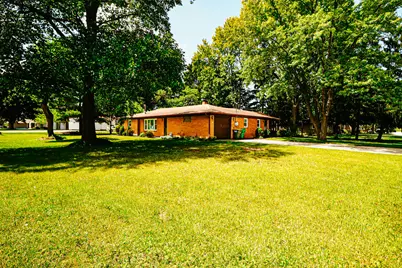 252 Green Acres Drive, Valparaiso, IN 46383 - Photo 4