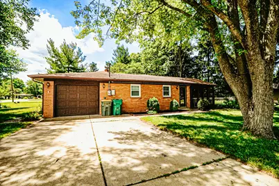252 Green Acres Drive, Valparaiso, IN 46383 - Photo 6