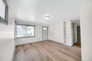 6738 Olcott Ave, Hammond, IN 46323 - Photo 4